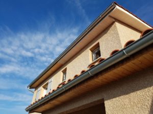 renovation toiture lyon,gouttière lyon,couvertine alu lyon,planche de rive alu lyon,installation gouttière lyon,réparation gouttiere lyon,bardage façade lyon,dalalu lyon,zinguerie aluminium lyon,habillage sous toiture lyon,pliage sur mesure lyon,bac a joint debout lyon, volet roulant lyon, zinguerie alu lyon
